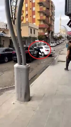 tartisma kanli bitti cip surucusu ayaklarini ezdi RSMg2HQH.jpg